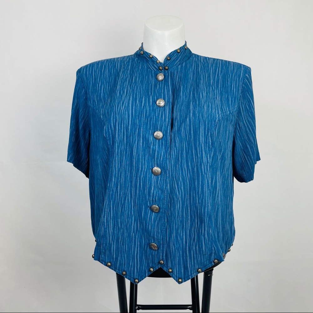 Stone bridge vintage studded button front top 20w